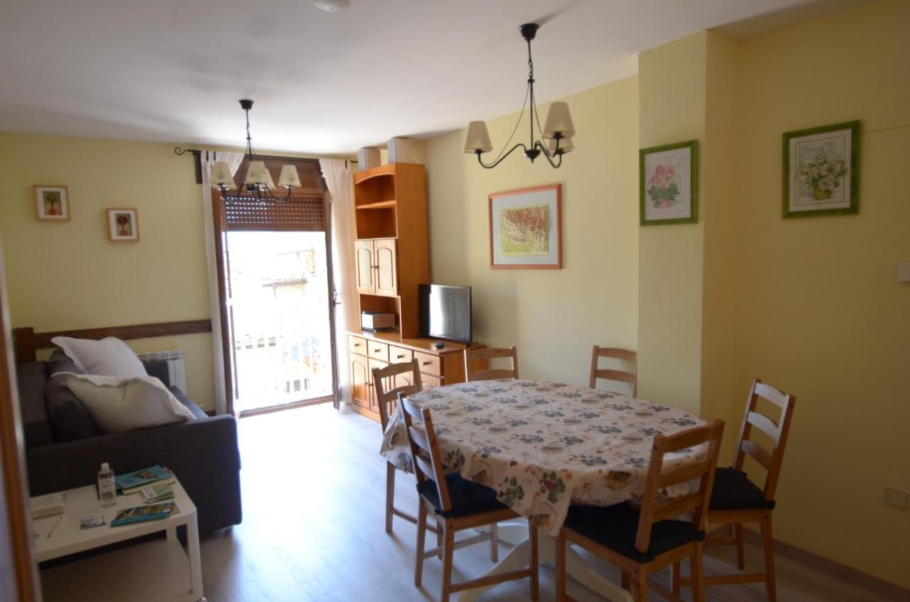Apartamento Pena Erata Lejlighed Biescas  Eksteriør billede